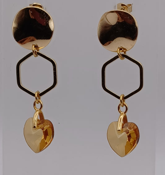 Boucles d’oreilles hexagone cœur – Création délicate et lumineuse